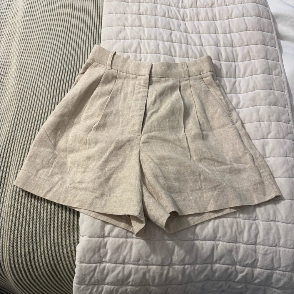 Abercrombie & Fitch Women's Tan Shorts